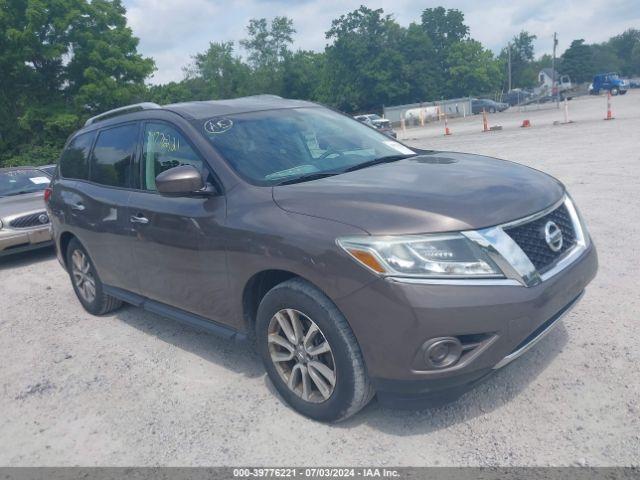  Salvage Nissan Pathfinder