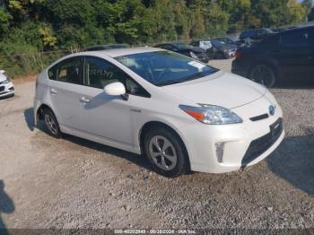  Salvage Toyota Prius