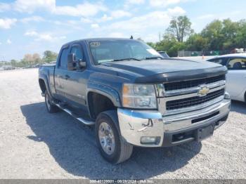  Salvage Chevrolet Silverado 2500