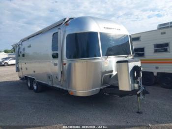  Salvage Airstream Globetrotter