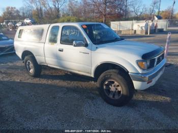  Salvage Toyota Tacoma