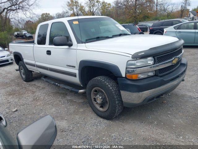  Salvage Chevrolet Silverado 2500