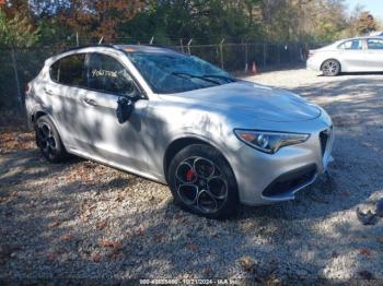  Salvage Alfa Romeo Stelvio