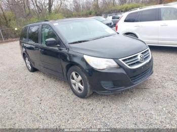  Salvage Volkswagen Routan