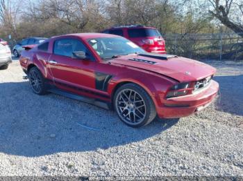  Salvage Ford Mustang