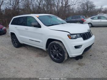  Salvage Jeep Grand Cherokee