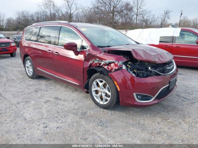  Salvage Chrysler Pacifica