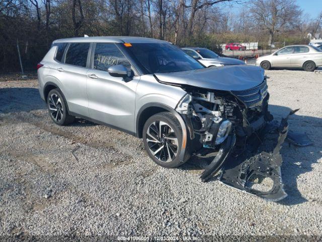  Salvage Mitsubishi Outlander