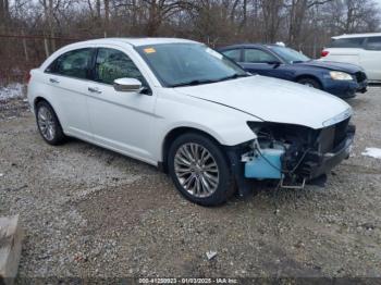  Salvage Chrysler 200