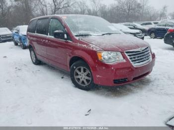  Salvage Chrysler Town & Country