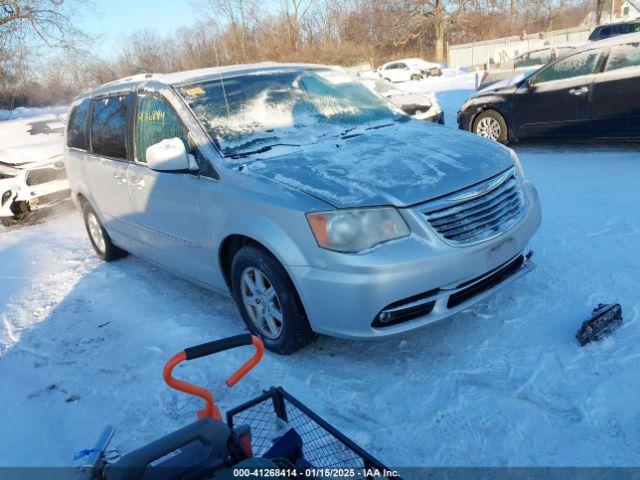  Salvage Chrysler Town & Country