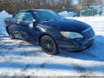  Salvage Chrysler 200