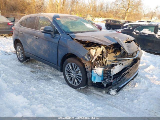  Salvage Toyota Venza