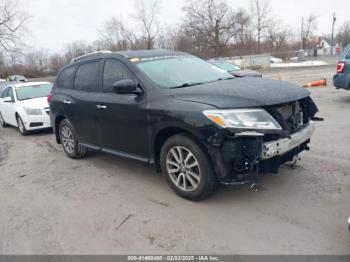  Salvage Nissan Pathfinder