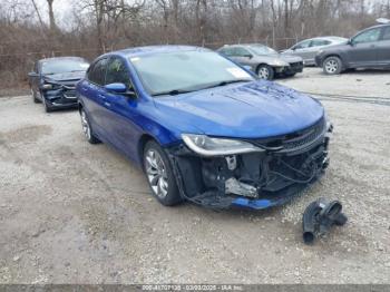  Salvage Chrysler 200