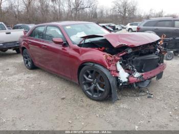  Salvage Chrysler 300