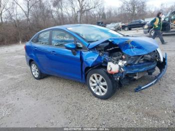  Salvage Ford Fiesta