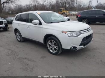  Salvage Mitsubishi Outlander