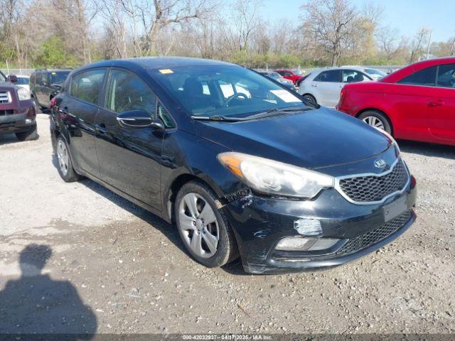  Salvage Kia Forte