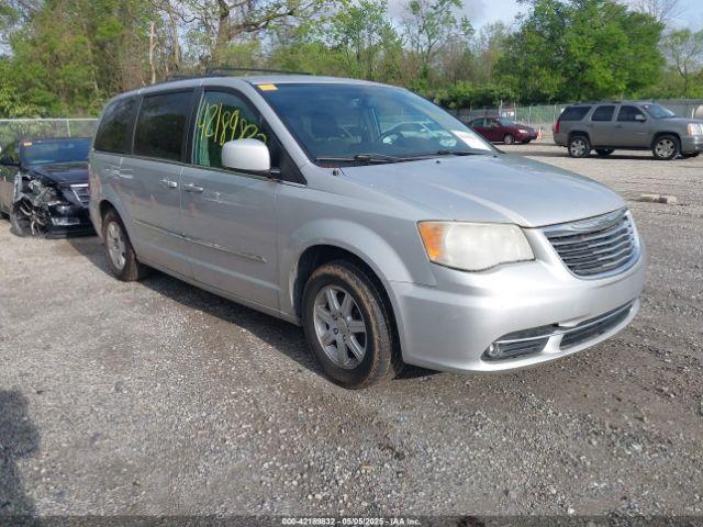  Salvage Chrysler Town & Country