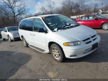  Salvage Dodge Grand Caravan