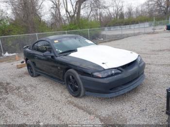  Salvage Ford Mustang