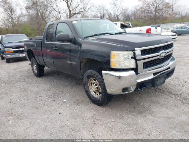  Salvage Chevrolet Silverado 2500
