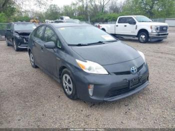  Salvage Toyota Prius