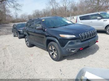  Salvage Jeep Cherokee