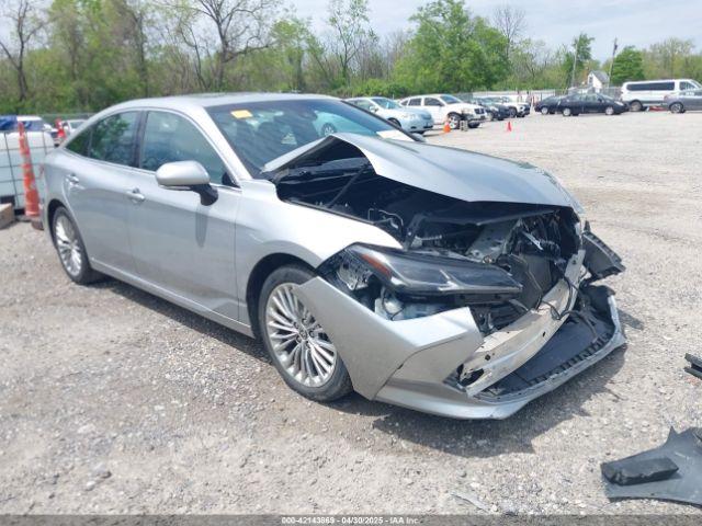  Salvage Toyota Avalon