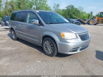  Salvage Chrysler Town & Country
