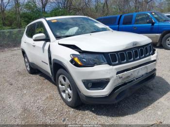  Salvage Jeep Compass