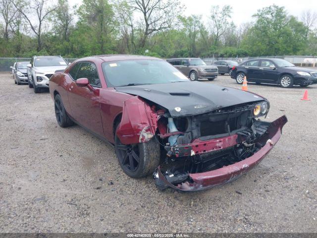  Salvage Dodge Challenger