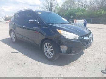  Salvage Hyundai TUCSON