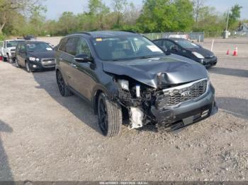  Salvage Kia Sorento