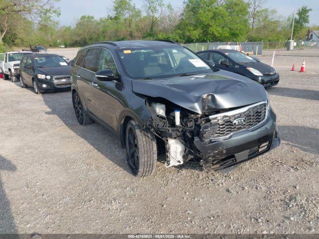  Salvage Kia Sorento