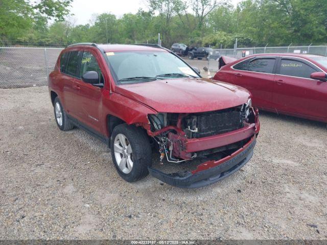  Salvage Jeep Compass