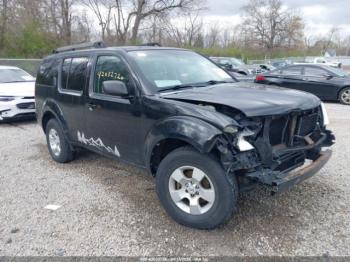  Salvage Nissan Pathfinder