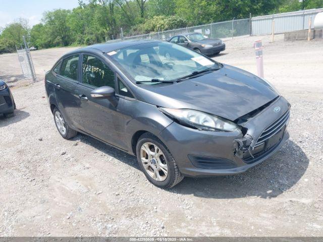  Salvage Ford Fiesta