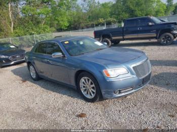  Salvage Chrysler 300