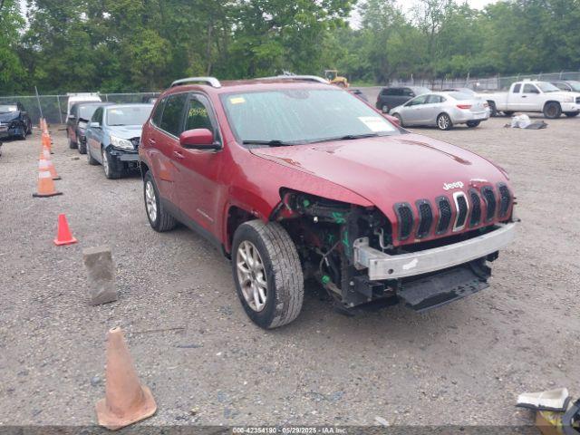  Salvage Jeep Cherokee