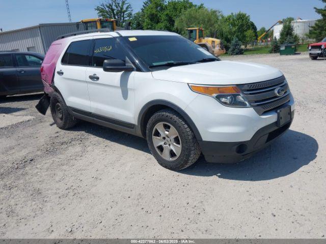  Salvage Ford Explorer