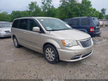  Salvage Chrysler Town & Country