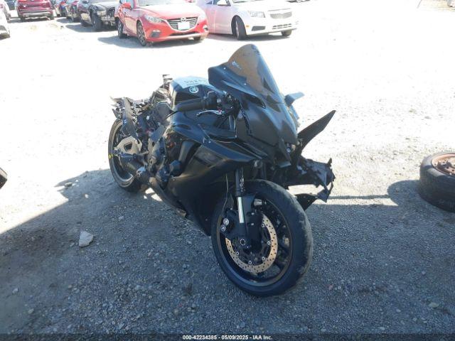  Salvage Yamaha Yzfr1