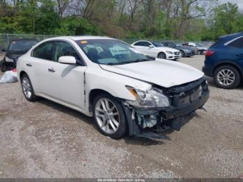  Salvage Nissan Maxima