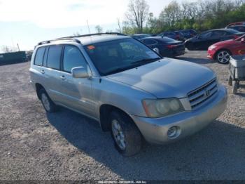  Salvage Toyota Highlander