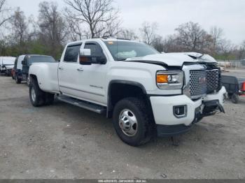  Salvage General Motors Sierra 3500HD