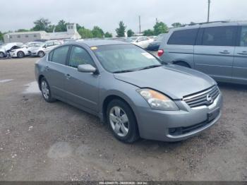  Salvage Nissan Altima