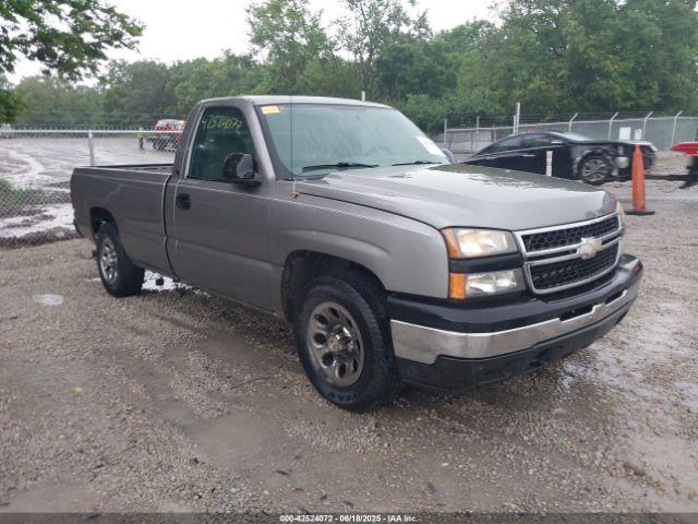  Salvage Chevrolet Silverado 1500
