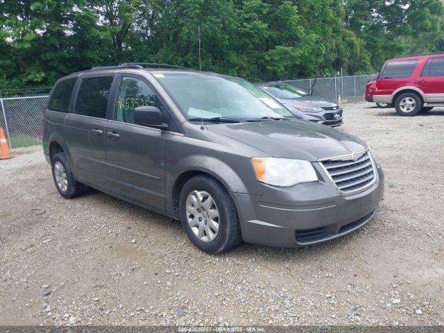  Salvage Chrysler Town & Country